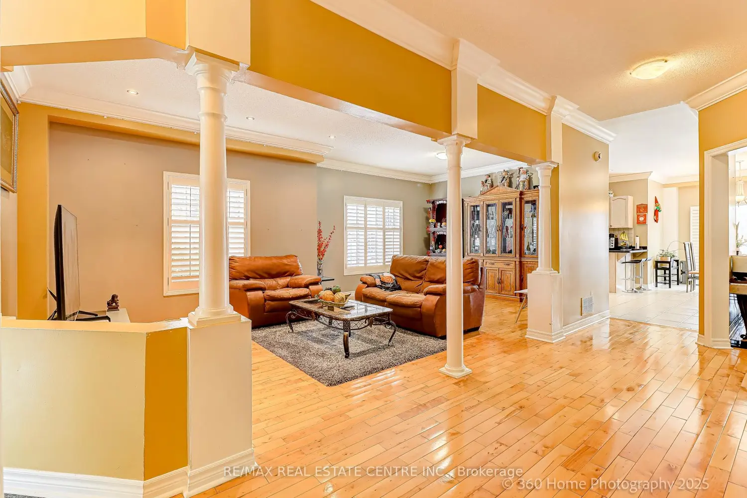 Additional image 2 of 806 White Clover Way