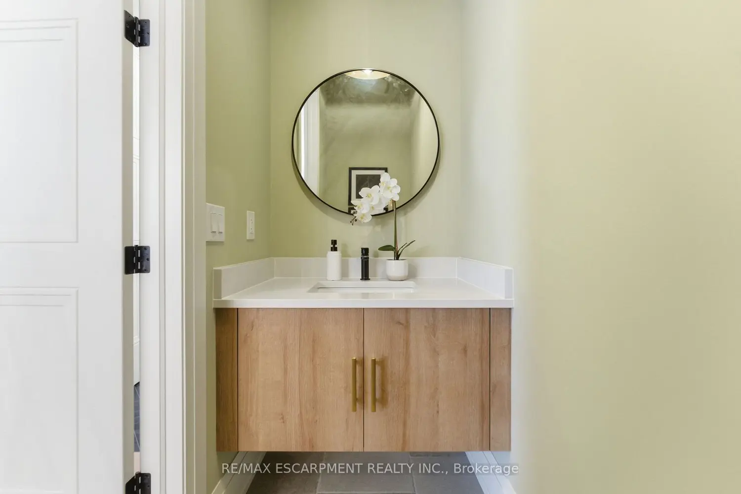 Additional image 13 of 15 Oakley Drive