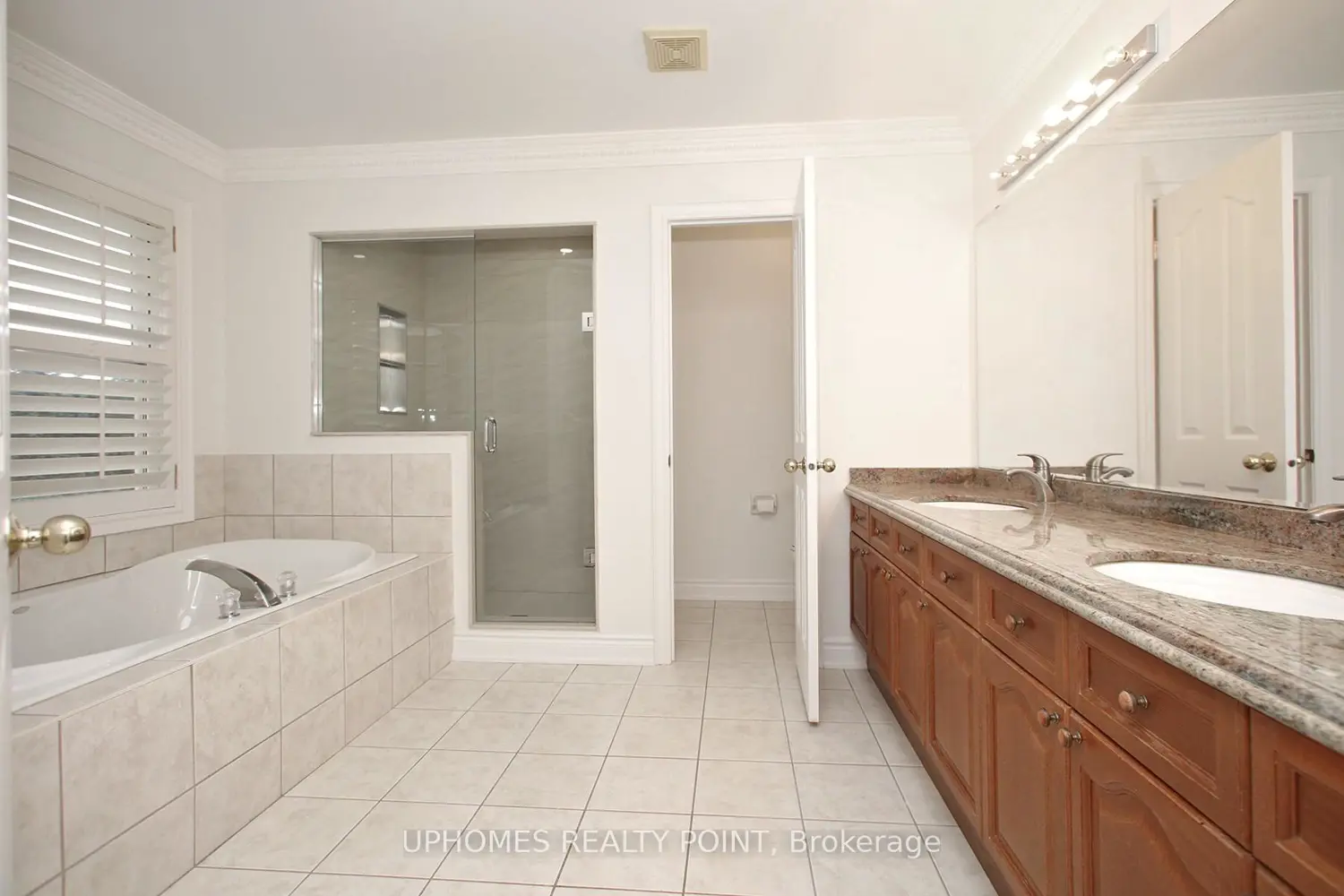 Additional image 10 of 549 Renshaw Court