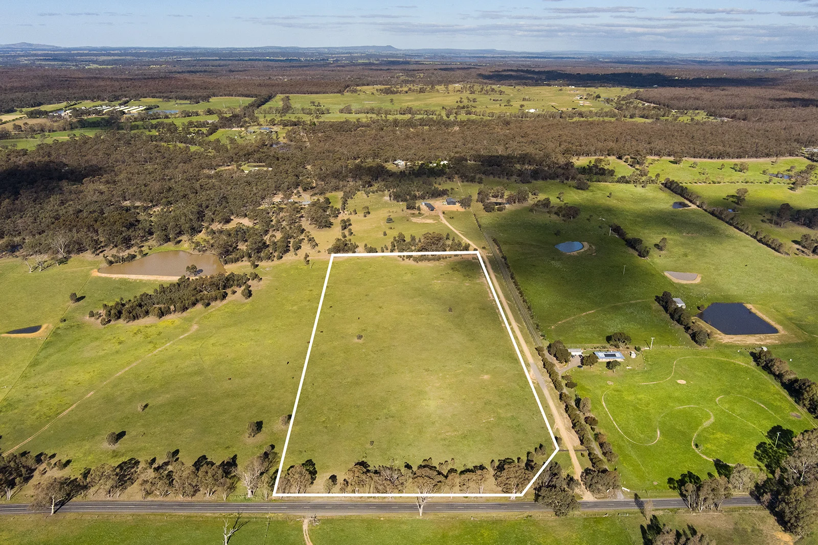 Additional image 7 of 4 Axe Creek Road, Axe Creek VIC 3551