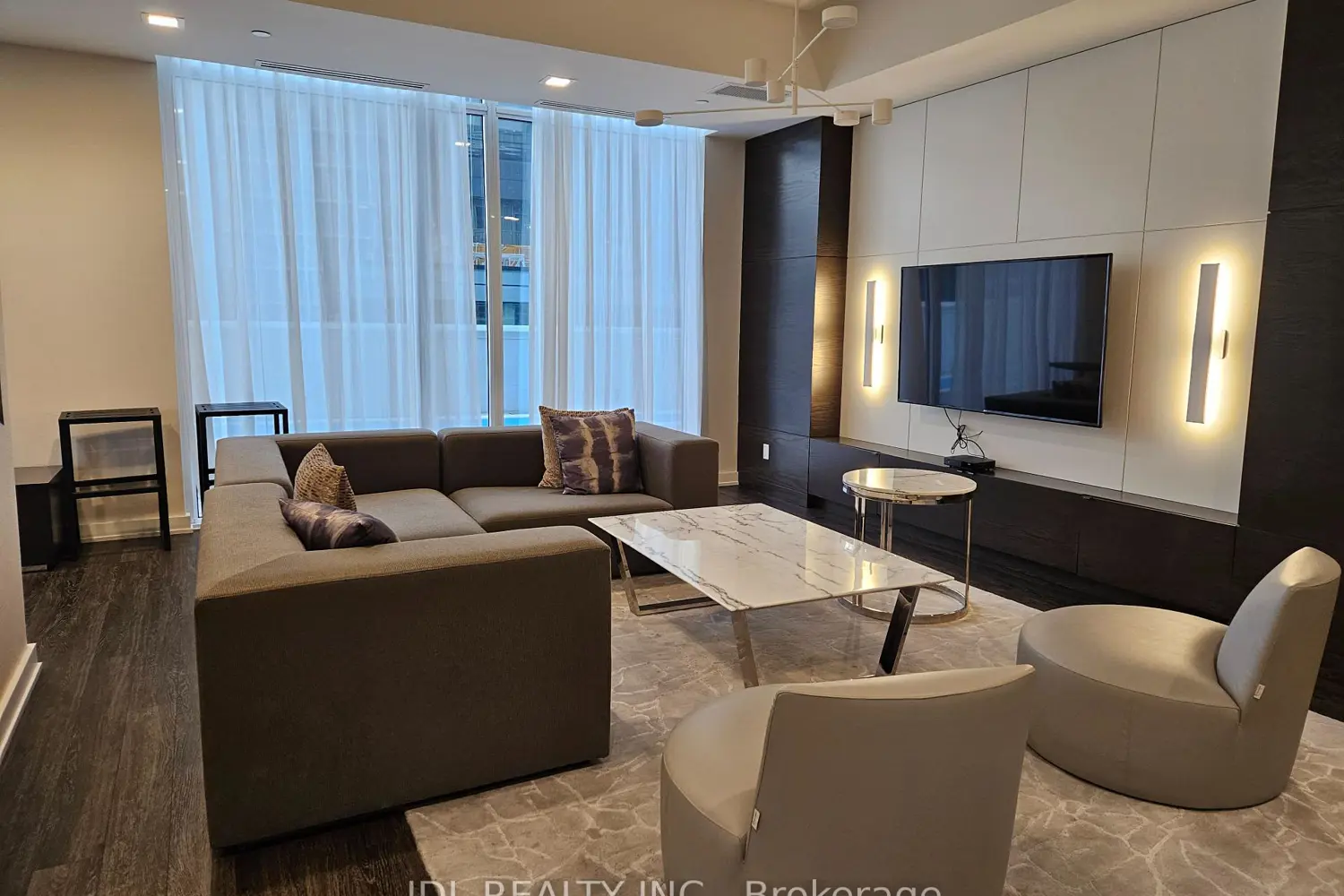 Additional image 18 of 5180 Yonge Street 2112