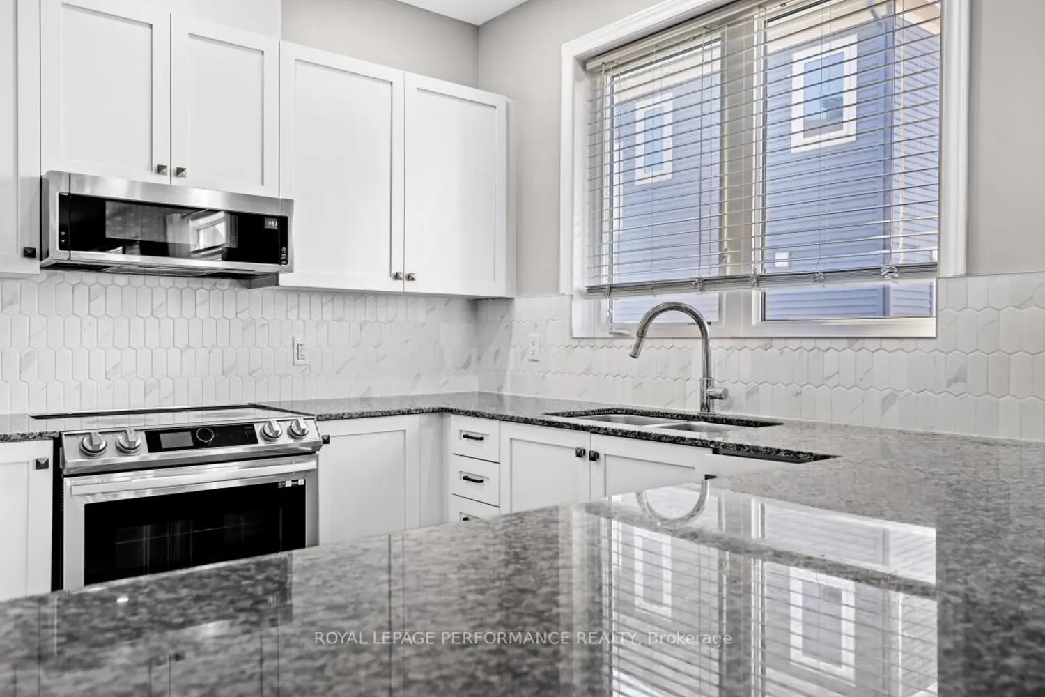 Additional image 6 of 336 Lamarche Avenue