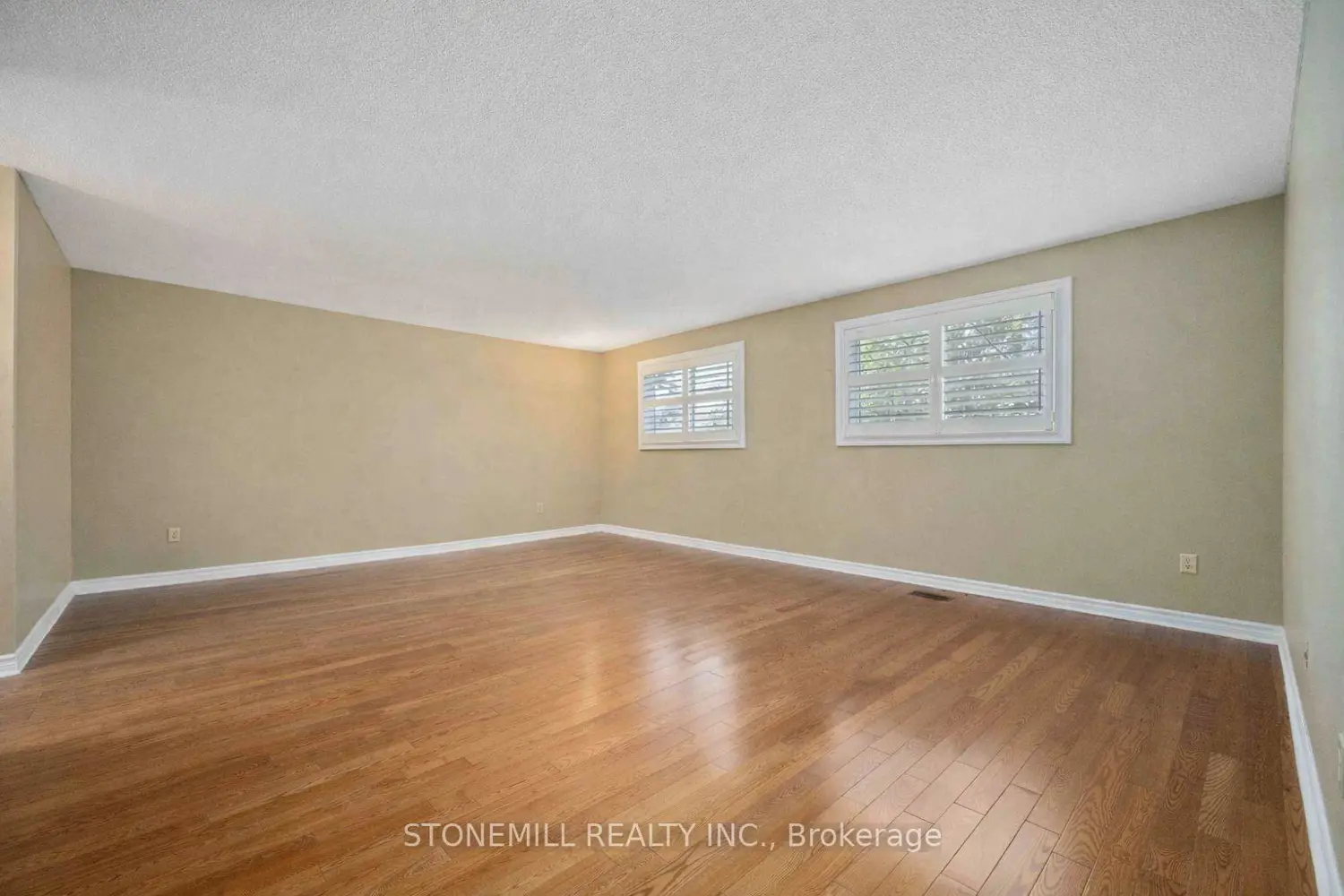 Additional image 12 of 24 Soho Crescent