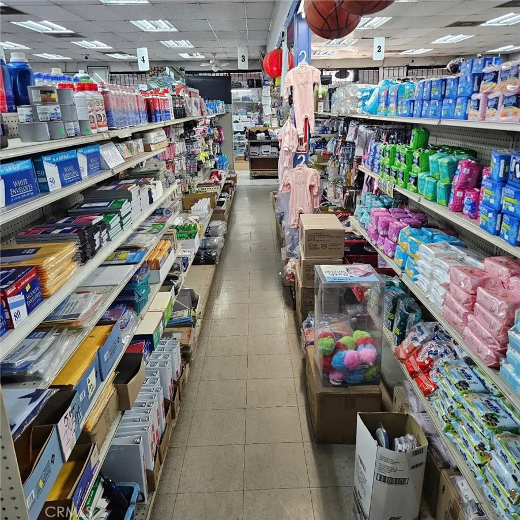 Additional image 13 of 9974 Bloomington Avenue, Bloomington, CA 92374