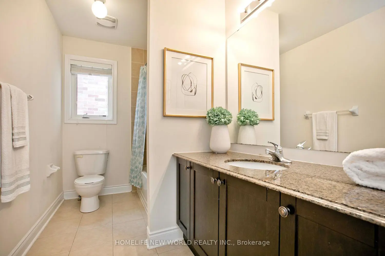 Additional image 17 of 1015 Ralston Crescent