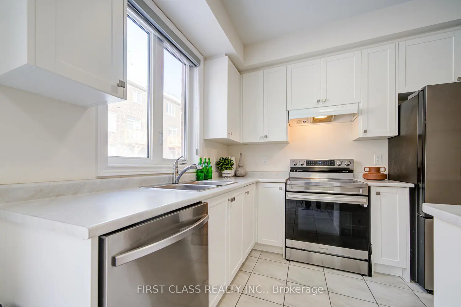 Additional image 7 of 968 Cormorant Path