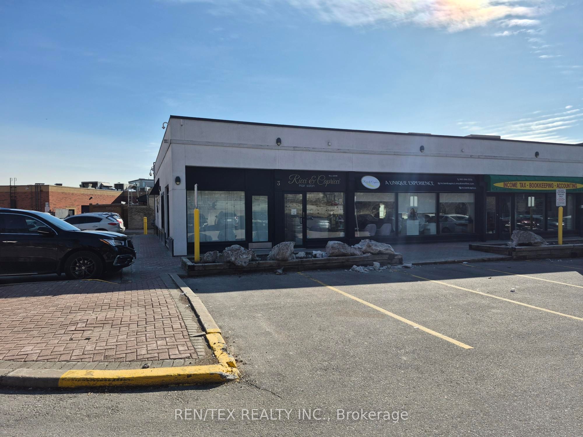 BU03-140 Woodbridge Avenue, Vaughan, ON, L4L 4K9