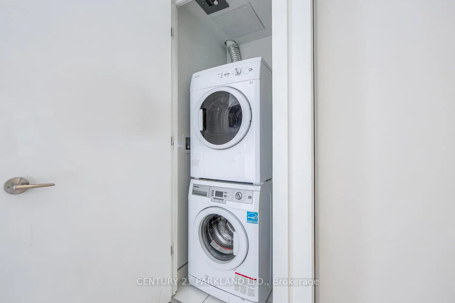Additional image 10 of 6 Parkwood Avenue 312