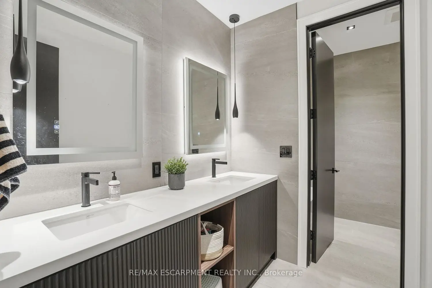 Additional image 16 of 20B Broadview Avenue