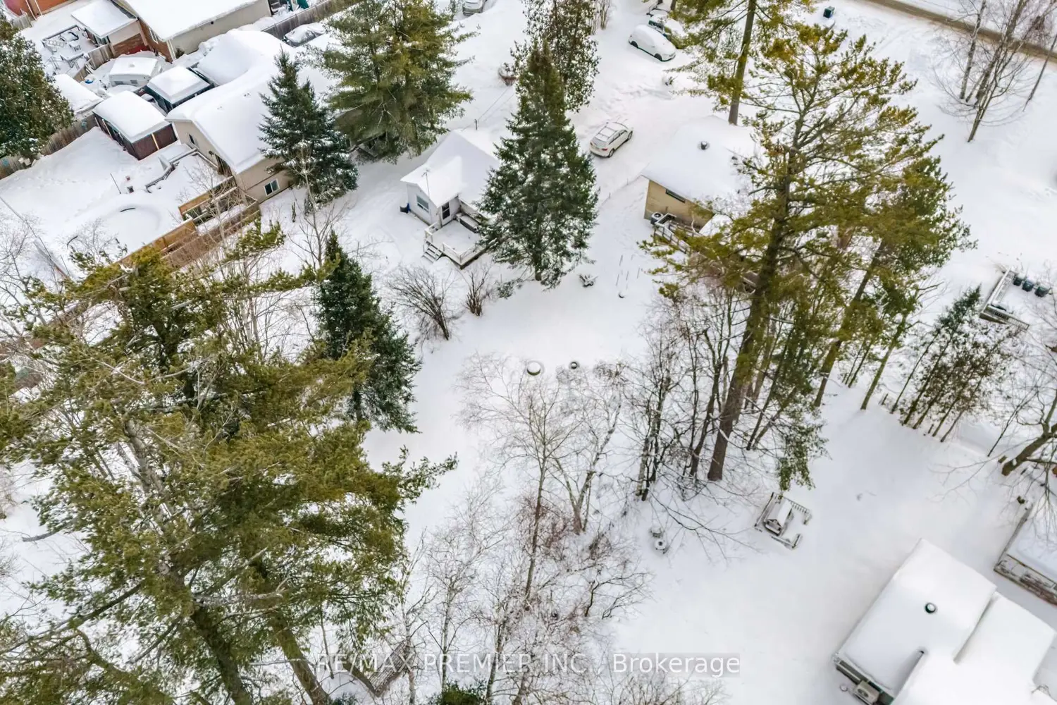 Additional image 19 of 752 Pinegrove Avenue