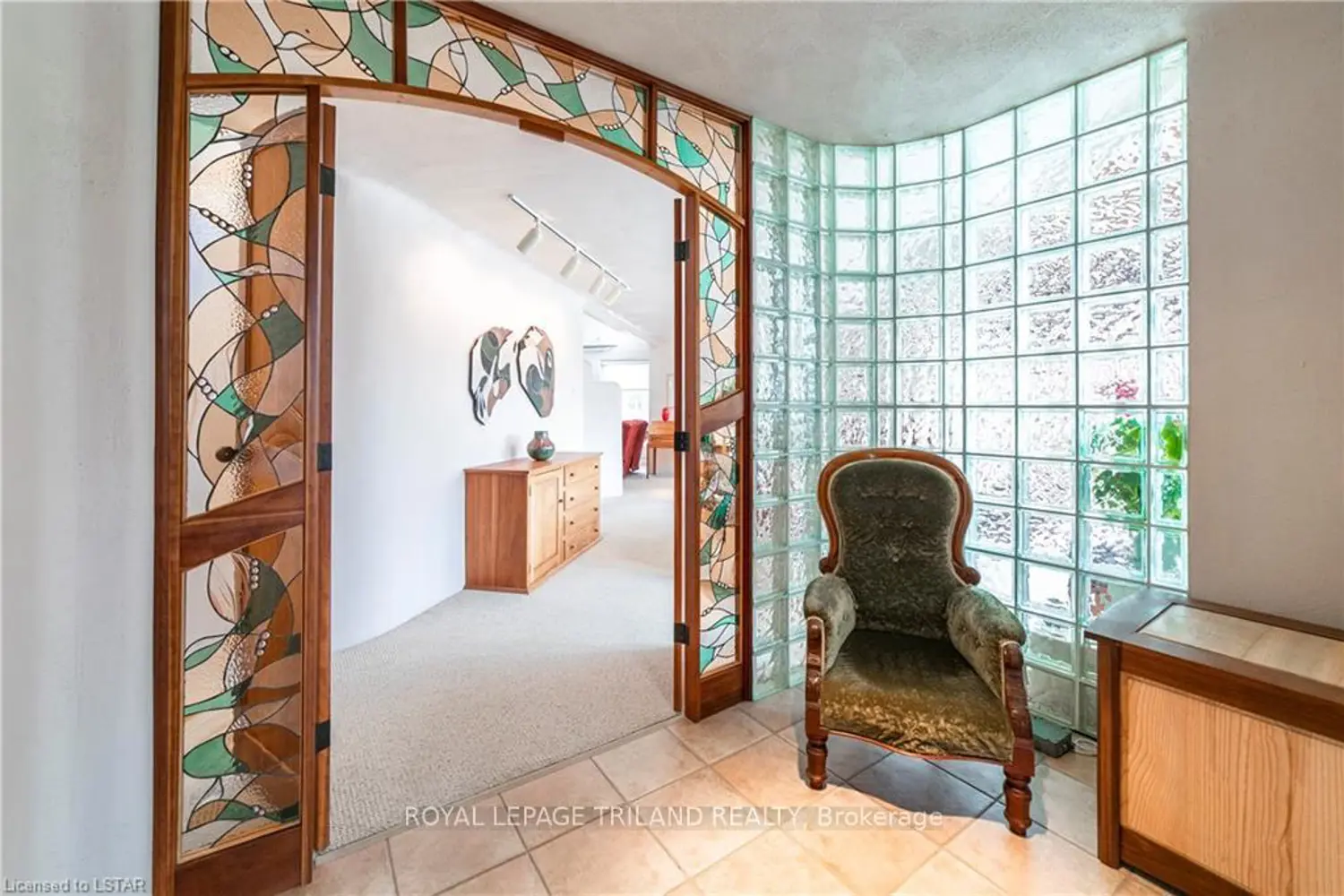 Additional image 4 of 15668 Furnival Road