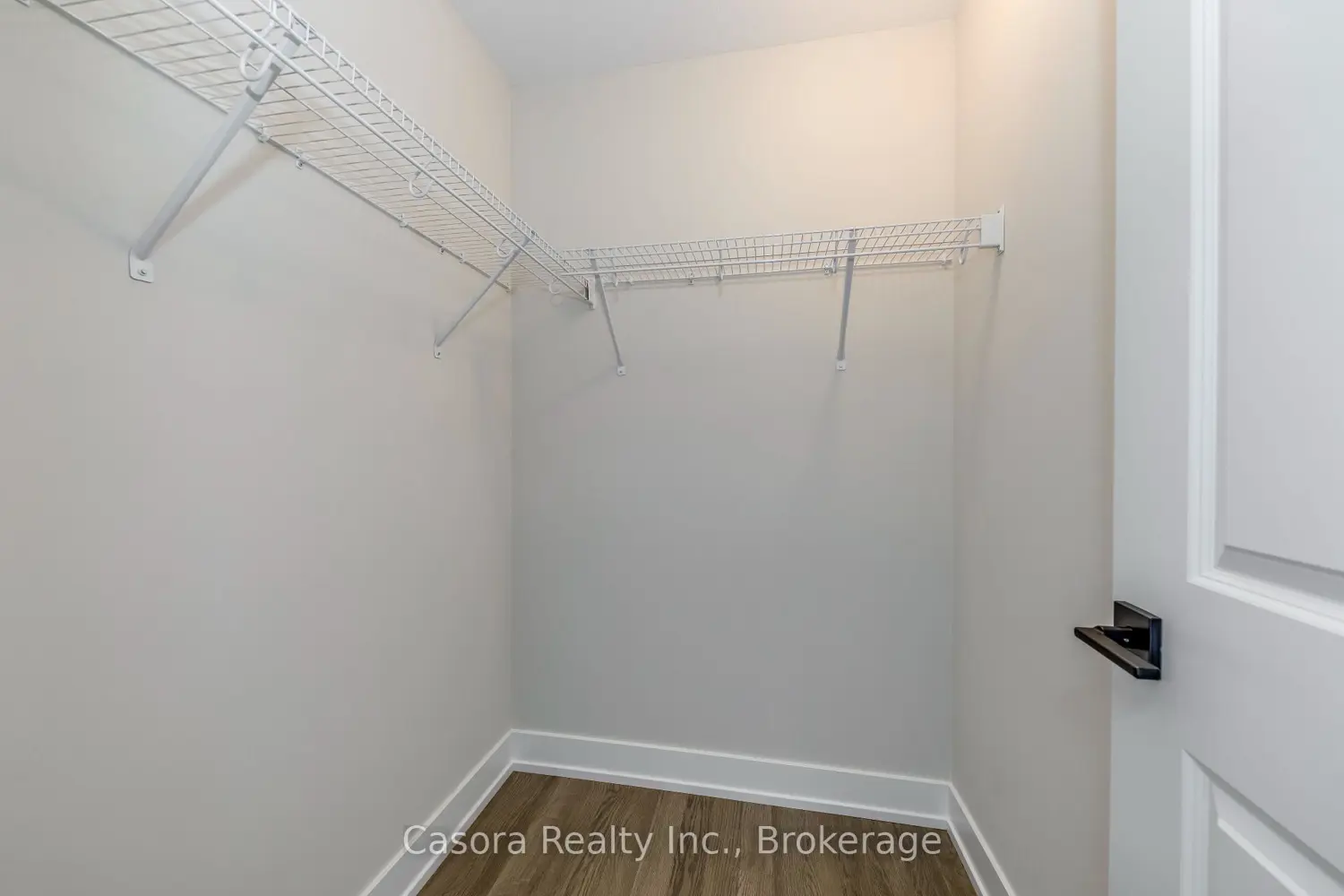 Additional image 15 of 2273 Turnberry Road 38