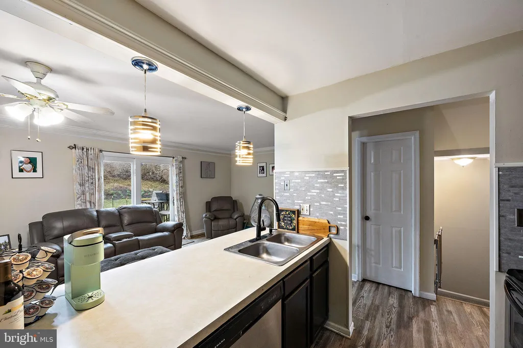 Additional image 9 of 128 Sterling Avenue, Claymont, DE 19703