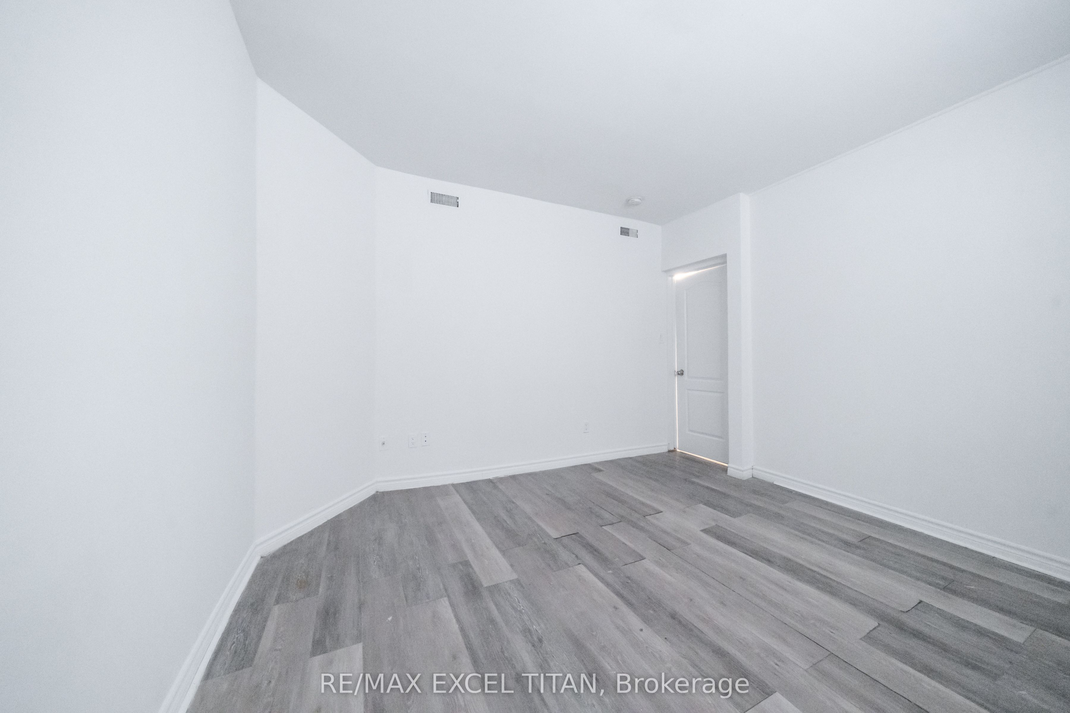Additional image 4 of G4-414 Jarvis Street, Toronto, ON, M4Y 3C2