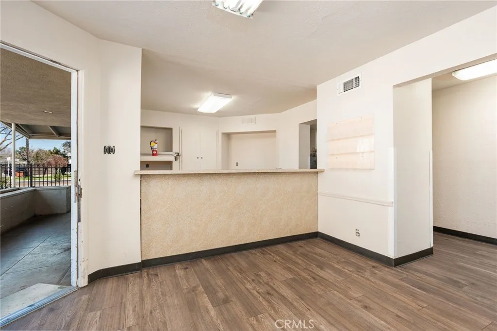 Additional image 47 of 422 E Shields Ave, Fresno, CA 93704