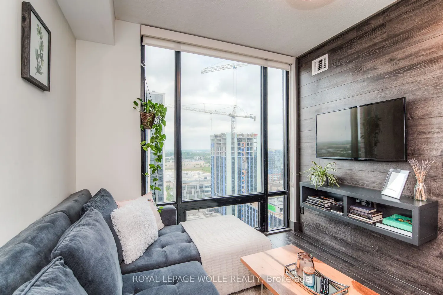 Additional image 6 of 330 Phillip Street S2007