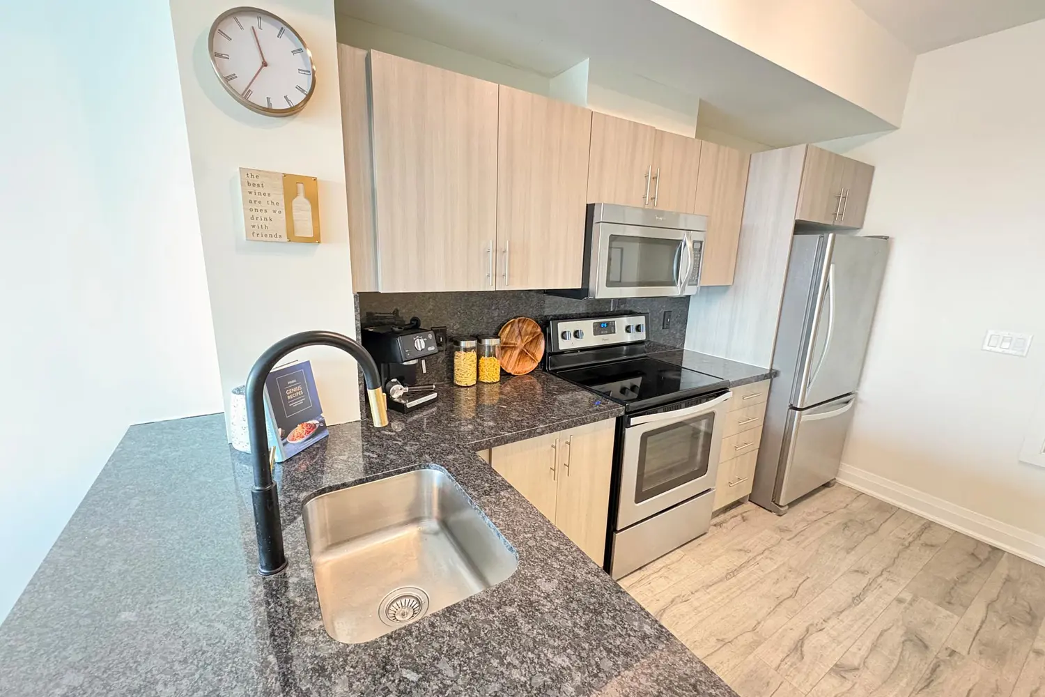 Additional image 3 of 16 Mcadam Avenue 408