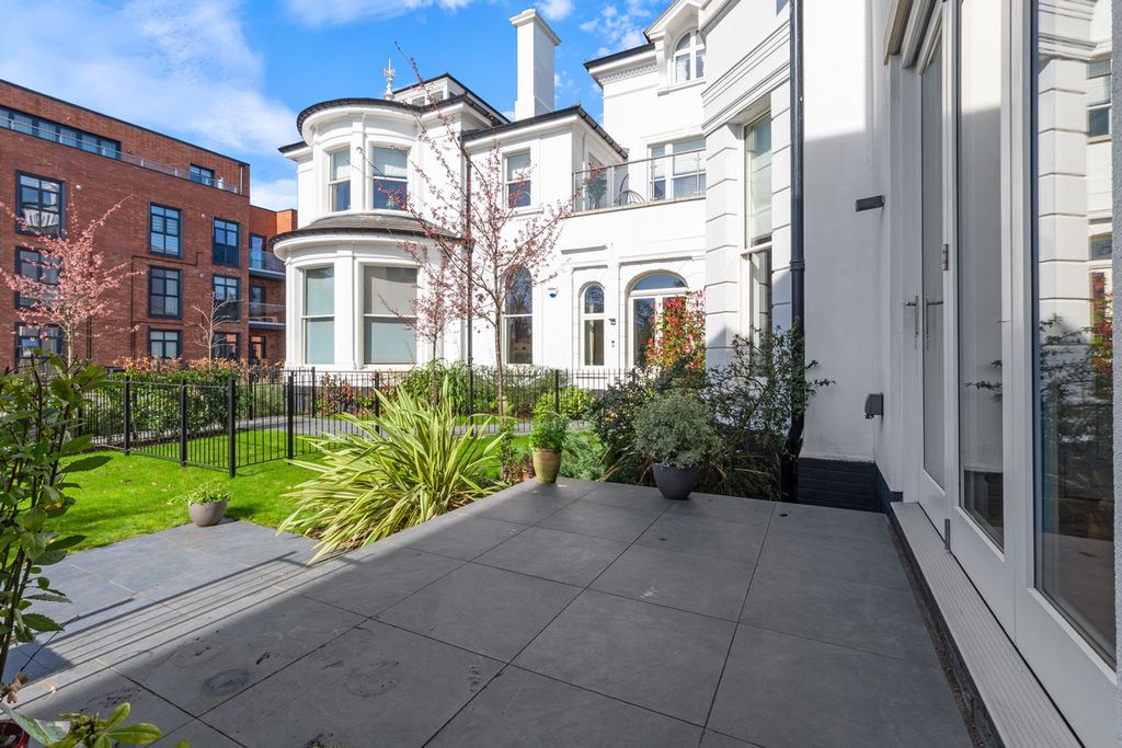 Additional image 40 of 2 bed flat for saleNorfolk Road, Edgbaston, Birmingham B15