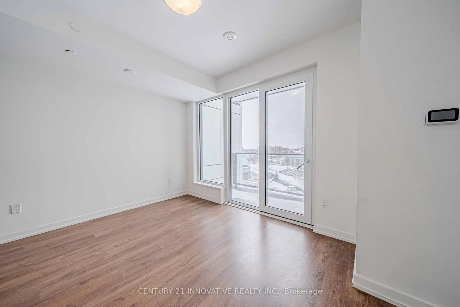 Additional image 4 of 15 Wellington Street 1005