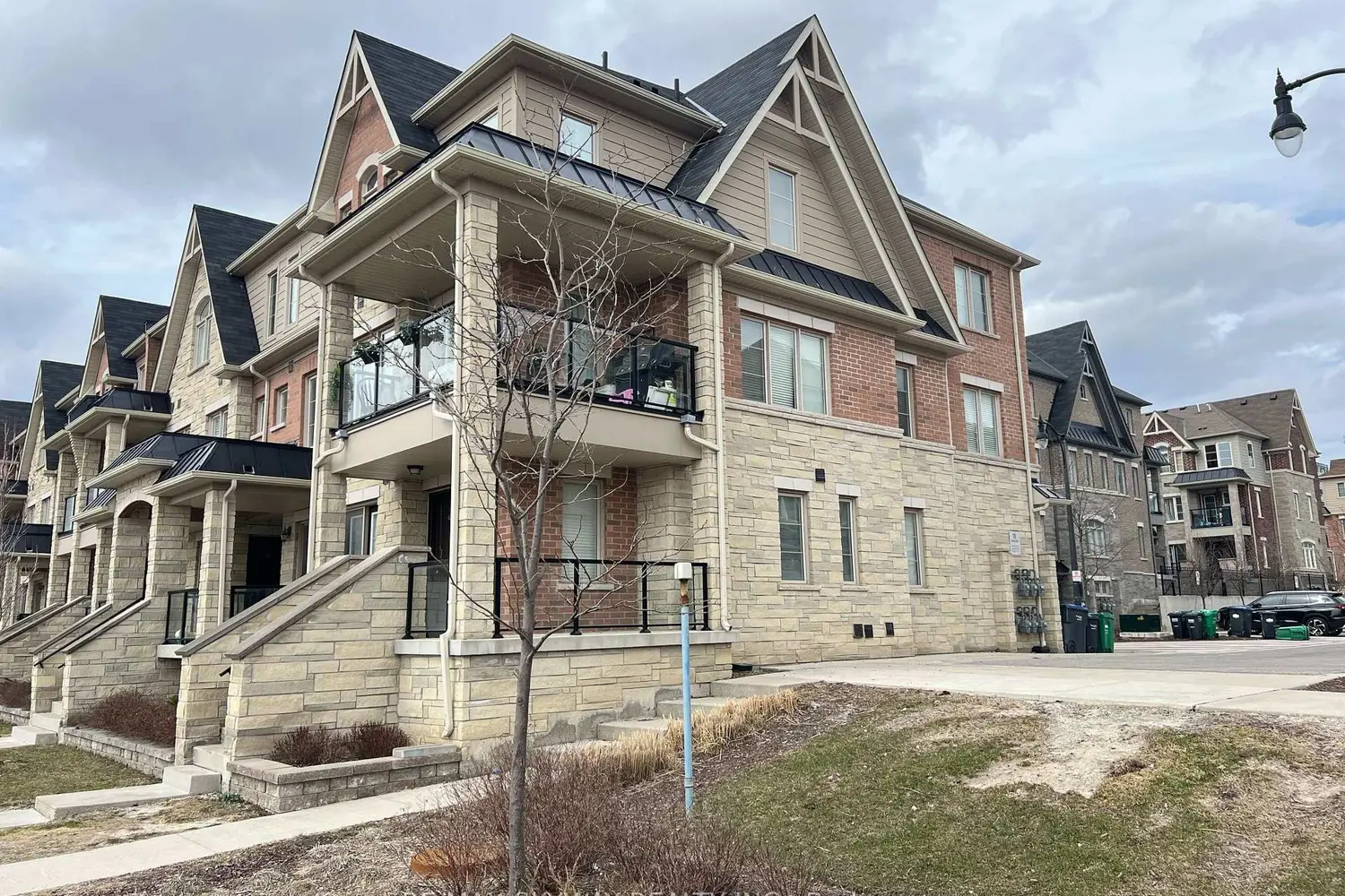 200 Veterans Drive 103