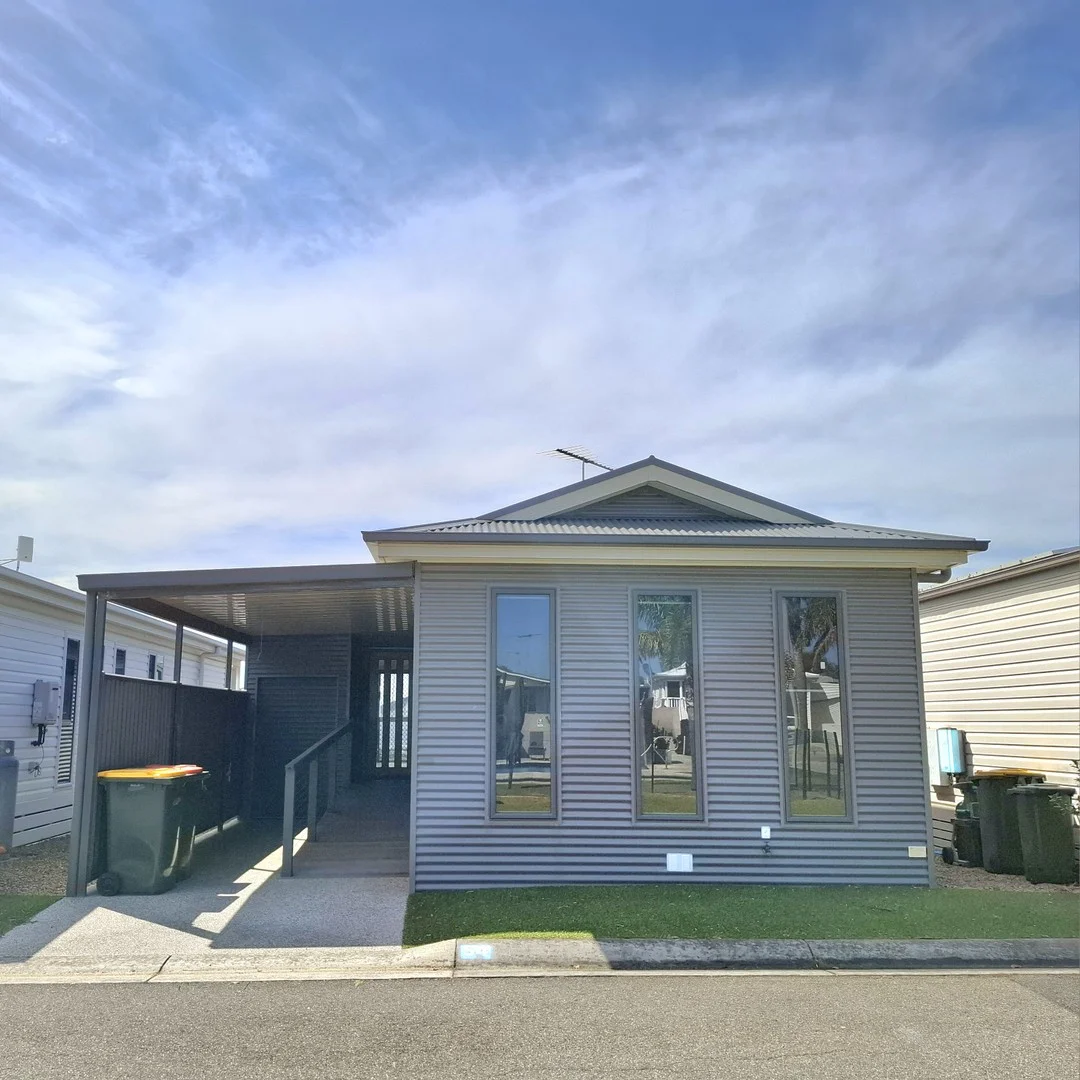 54 300 Clifton Avenue, Leopold VIC 3224