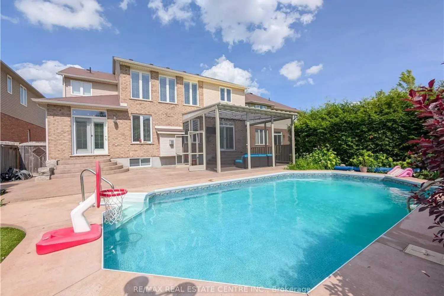 Additional image 20 of 76 Blossomfield Crescent