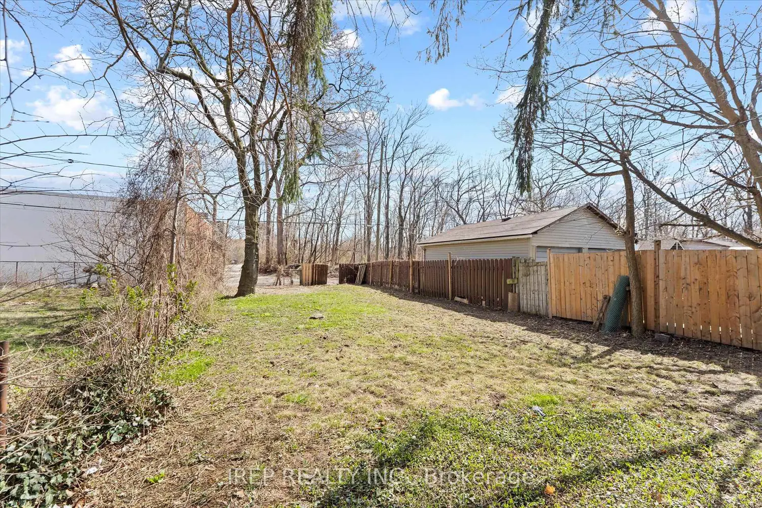 Additional image 17 of 394 Crawford Avenue