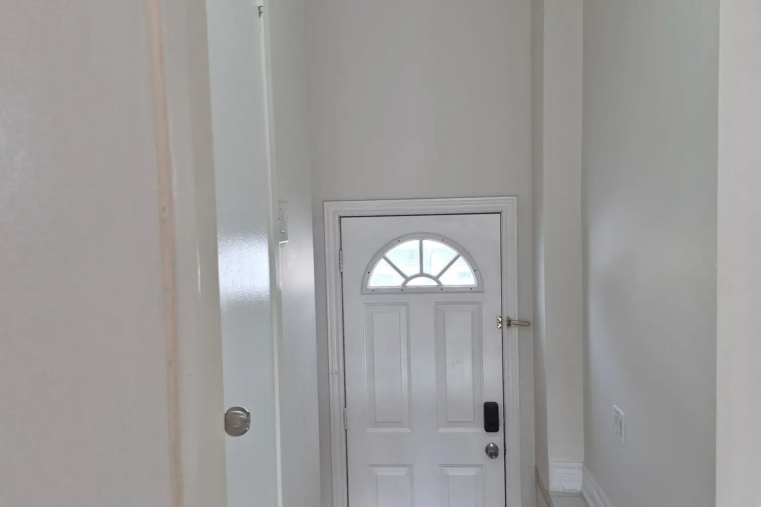 Additional image 3 of 400 Mississauga Valley Boulevard 88