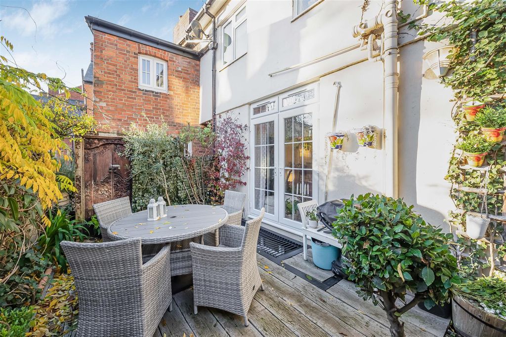 Additional image 18 of 3 bed semi-detached house for saleSt. Johns Hill, Reading RG1