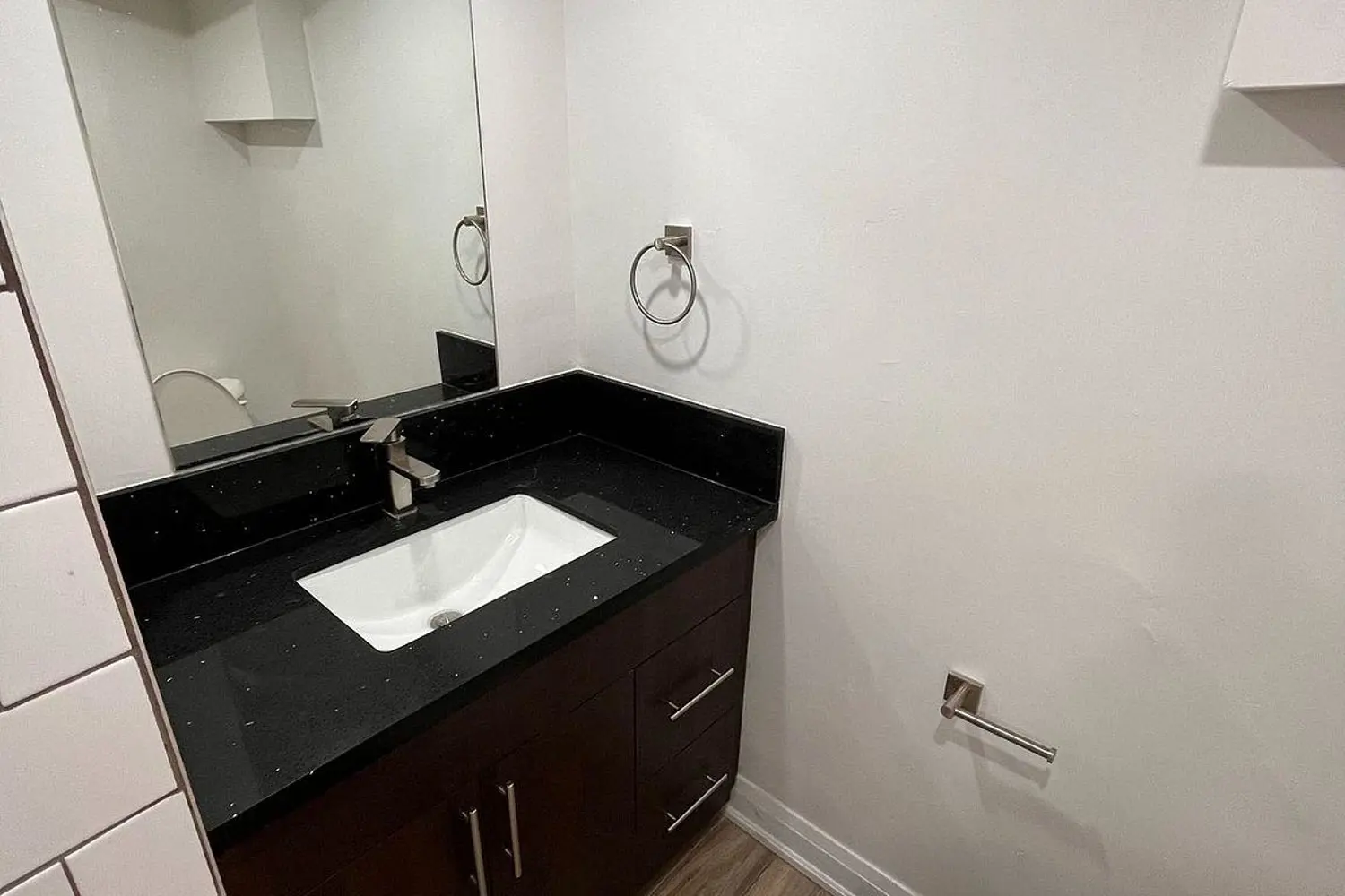 Additional image 10 of 1575 Ouellette Avenue