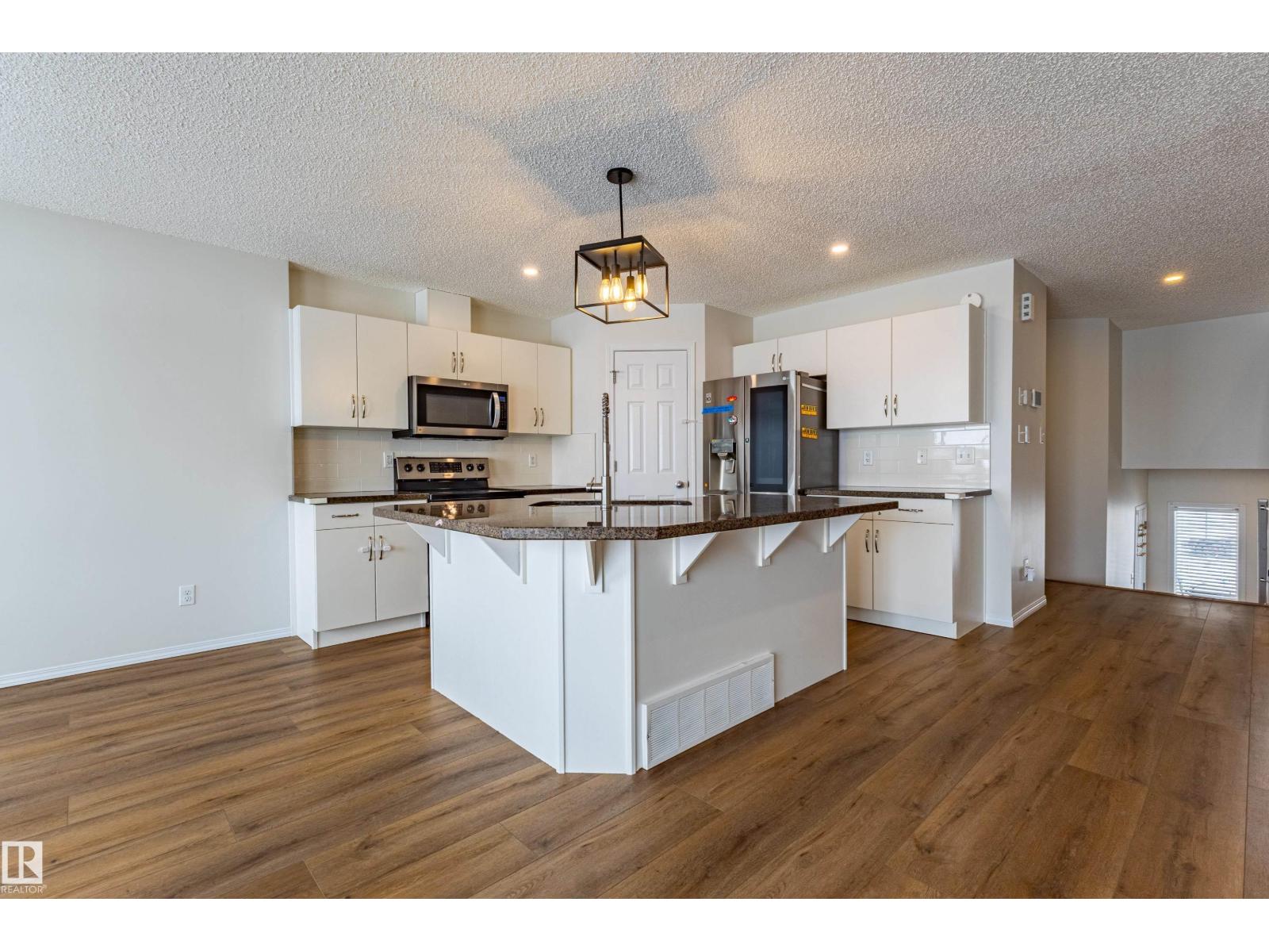 Additional image 5 of 21326 61 Avenue NW, Edmonton, AB, T6M0K1