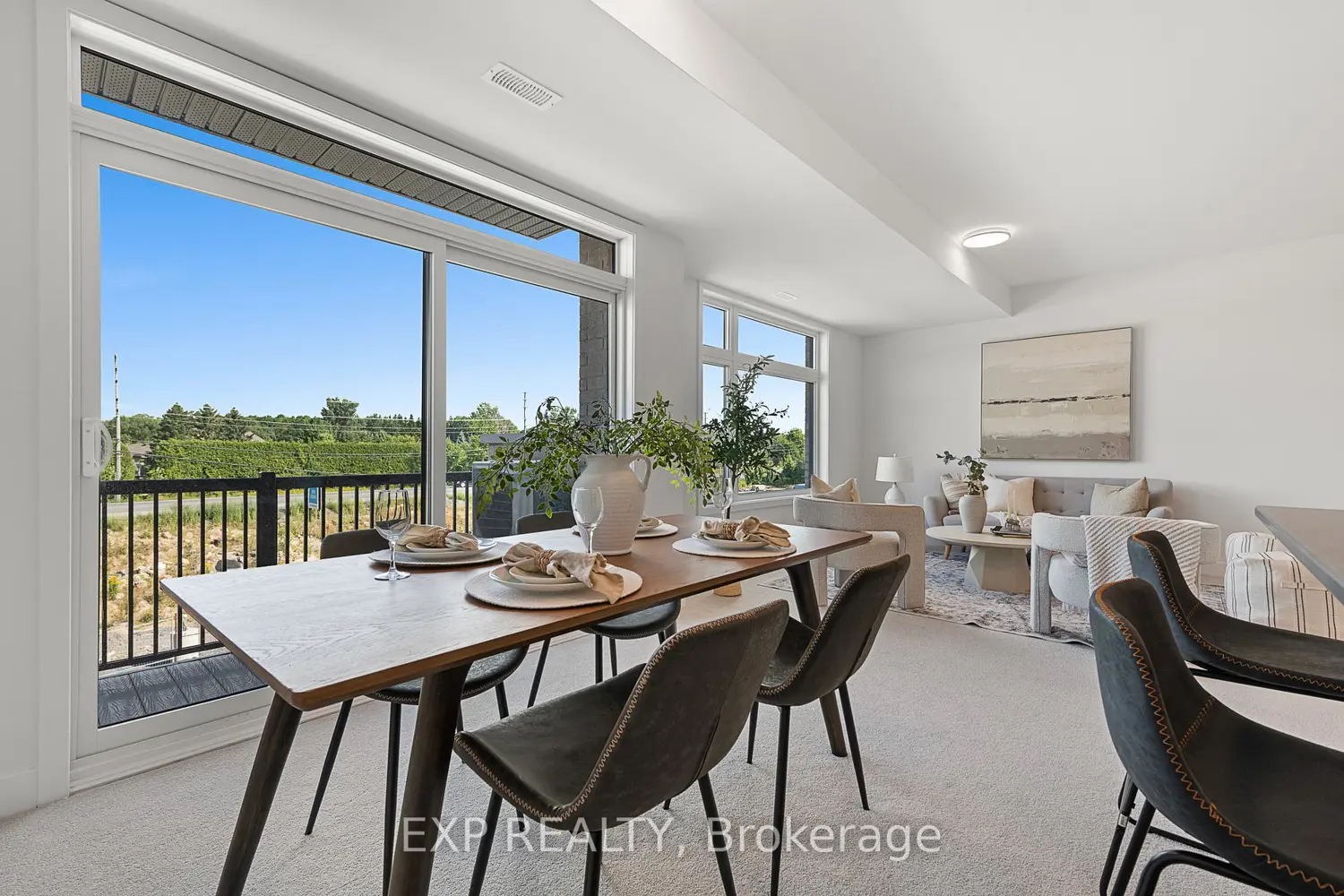 Additional image 10 of 1005 Silhouette Private