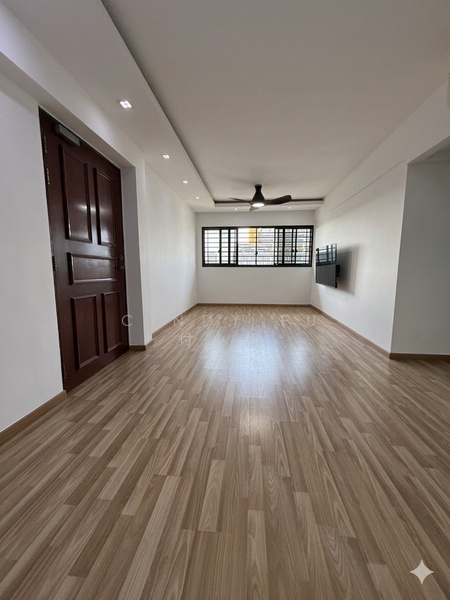 Additional image 3 of 17 Beach Road