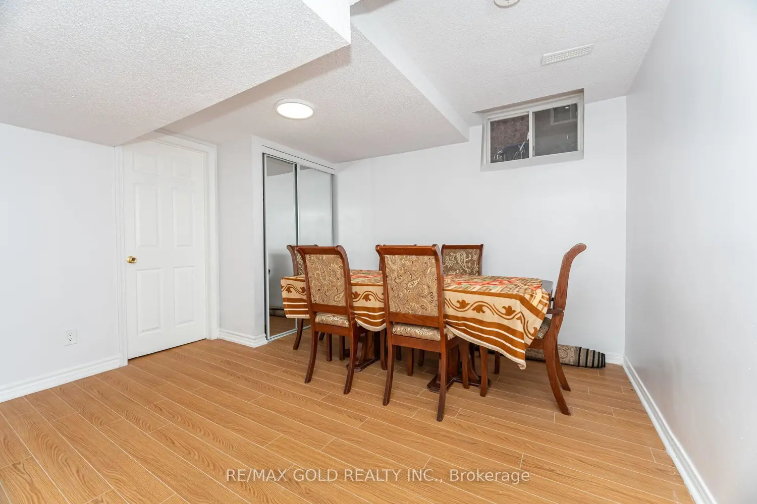 Additional image 16 of 8 Goreridge Crescent