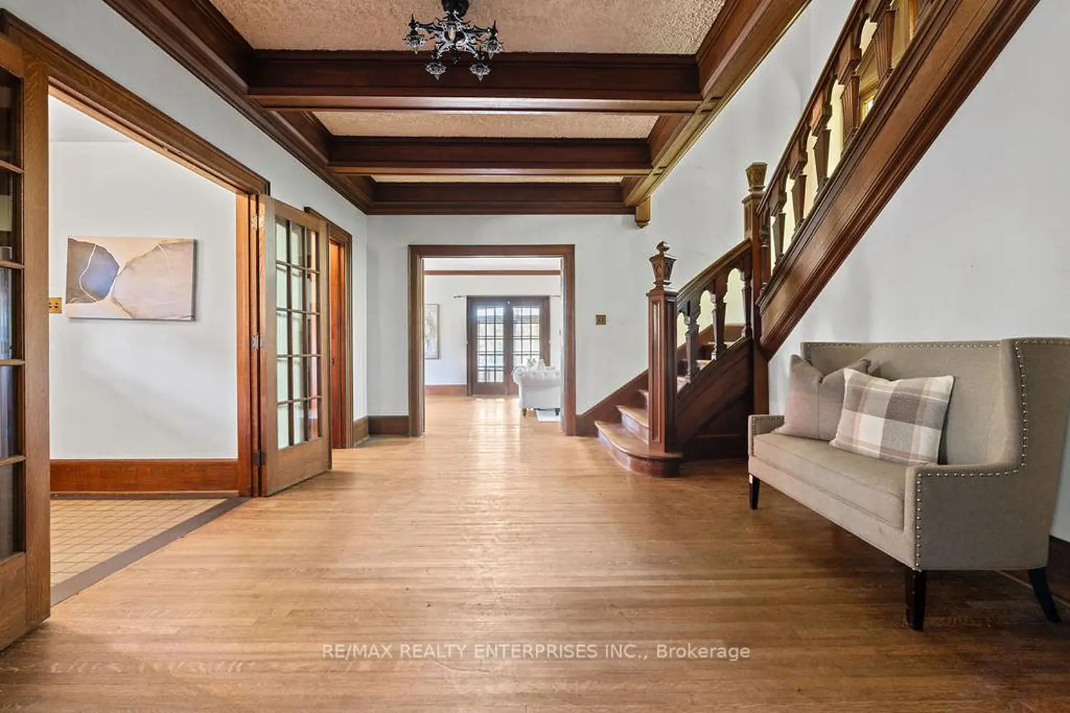 Additional image 6 of 1520 Pinetree Crescent