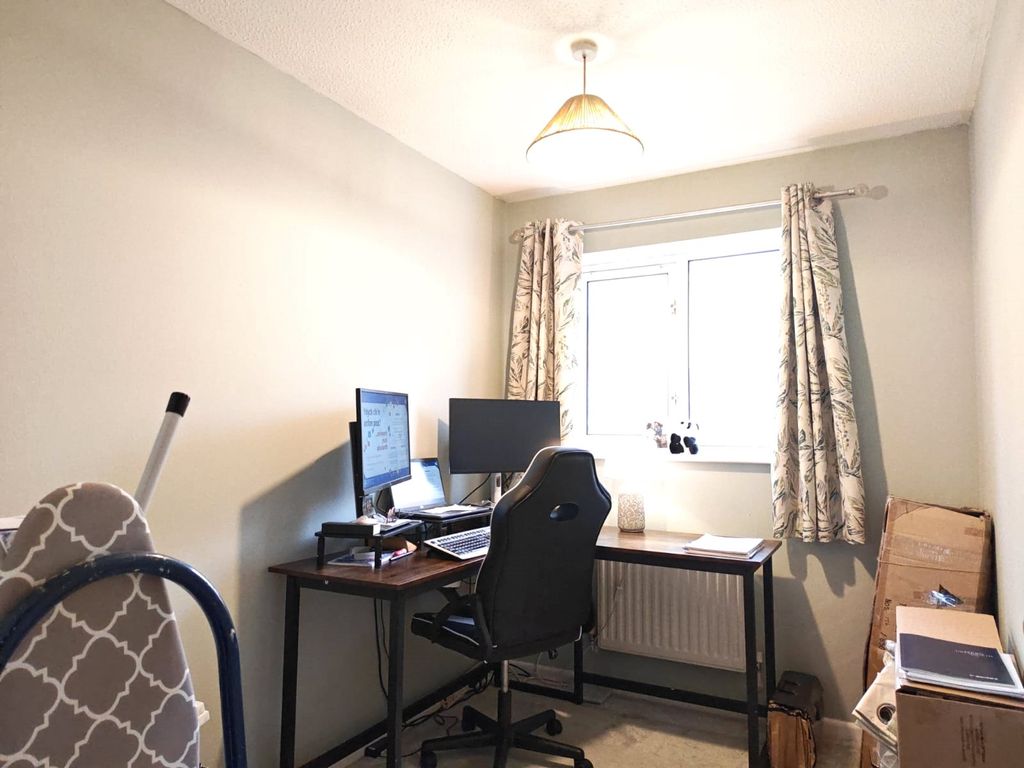 Additional image 17 of 3 bed semi-detached house for saleLlwyn Cyfarthwch, Llanelli, Carmarthenshire SA15