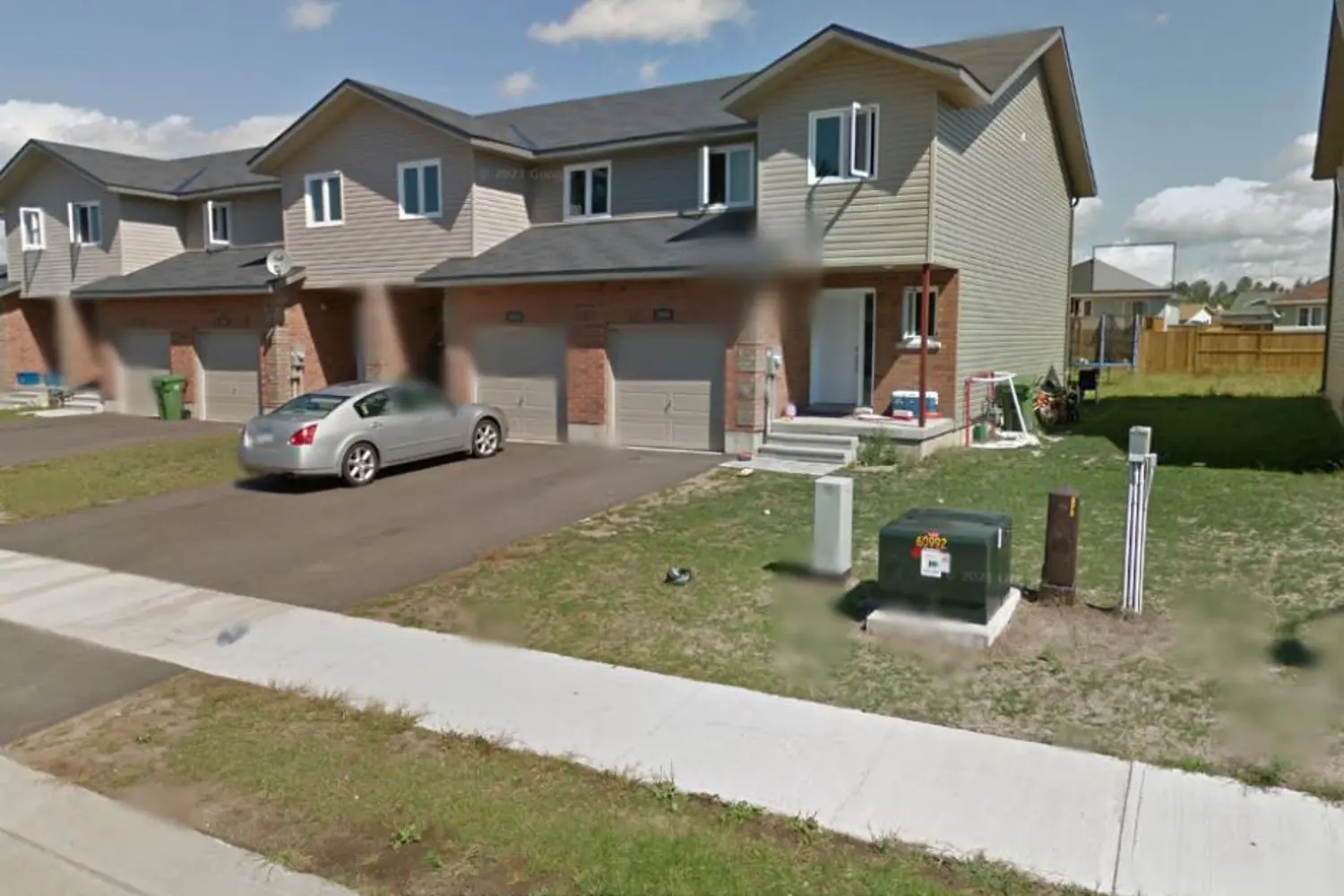 Additional image 2 of 2098 Sandstone Crescent