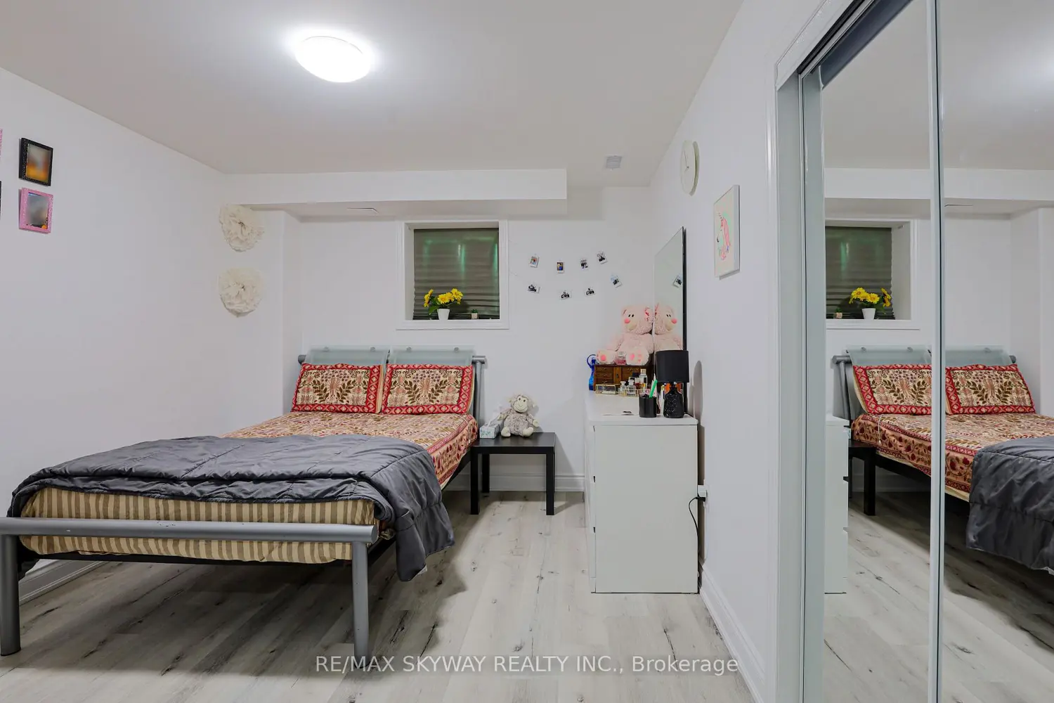 Additional image 11 of 379 Valleyway Drive