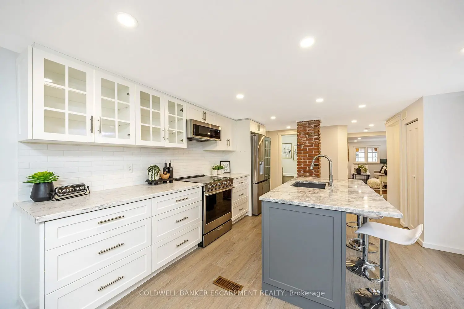 Additional image 8 of 14 Laurine Avenue