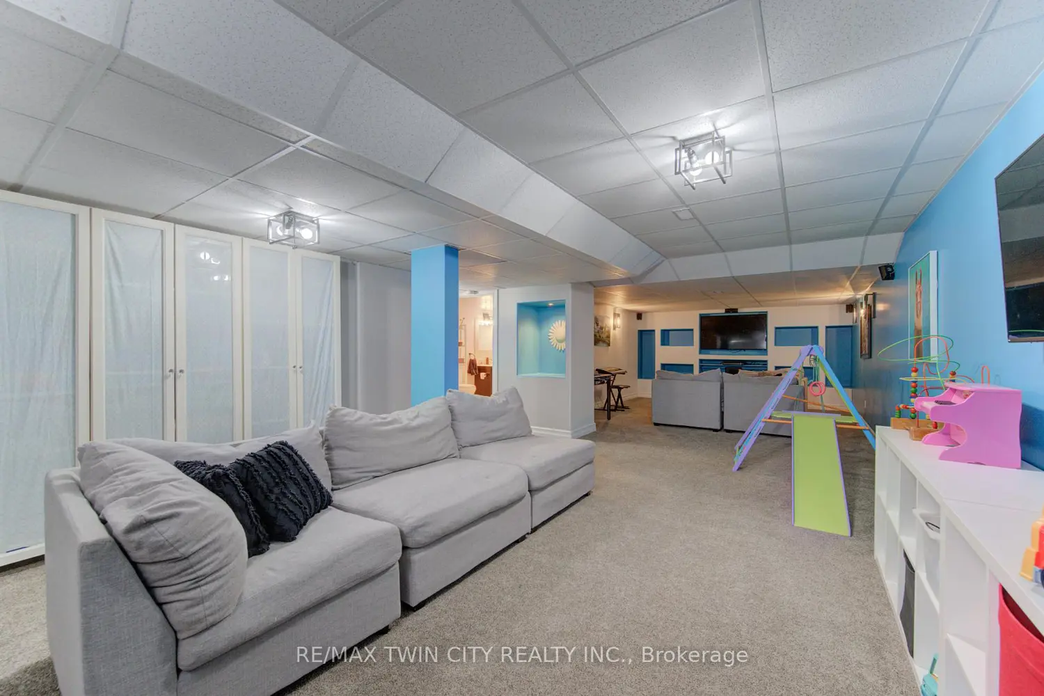 Additional image 17 of 21 West Tree Drive