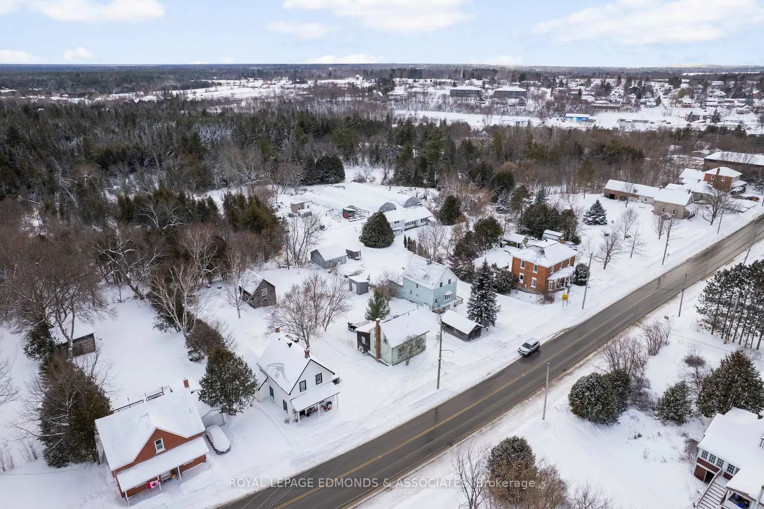 Additional image 2 of 107 Bonnechere Street