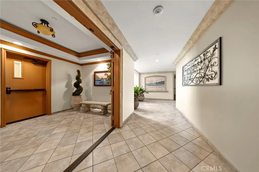 Additional image 48 of 401 Bernard Street Unit 211, Costa Mesa, CA 92627