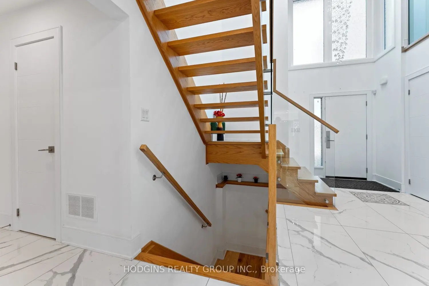 Additional image 14 of 1670 Caverly Court