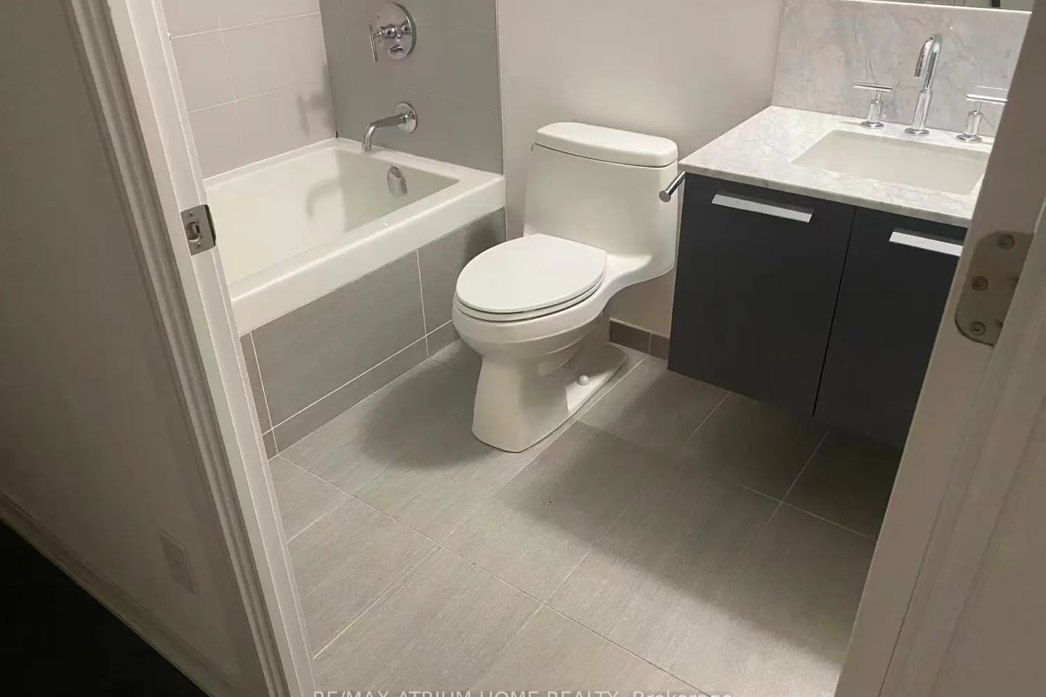 Additional image 10 of 50 Charles Street 2903