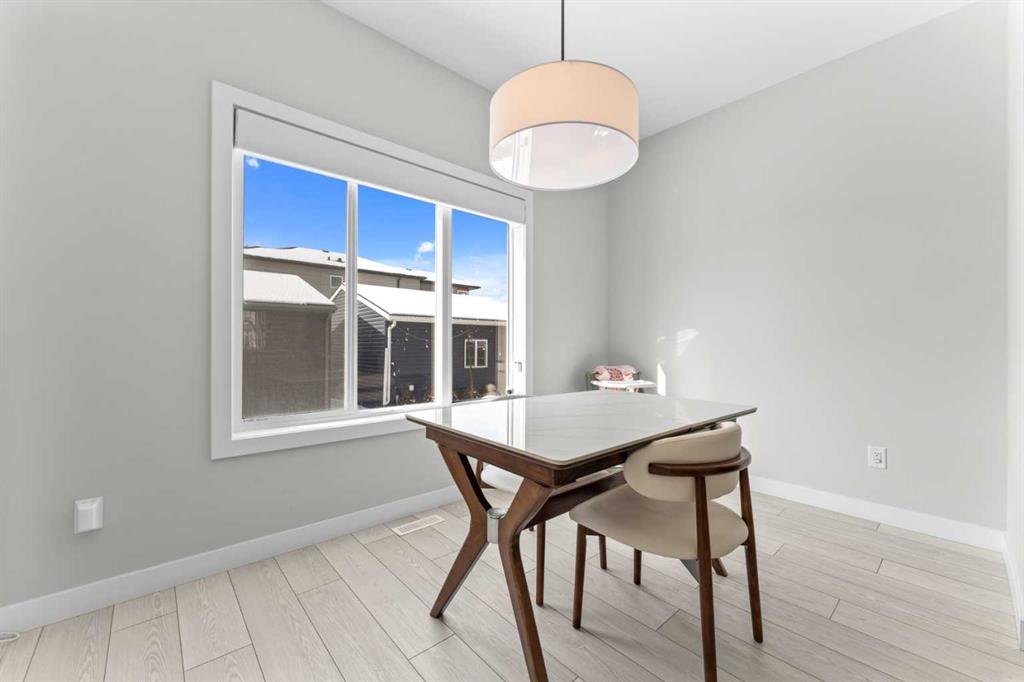 Additional image 4 of 919 Walgrove Boulevard SE, Calgary, AB, T2X 4G1