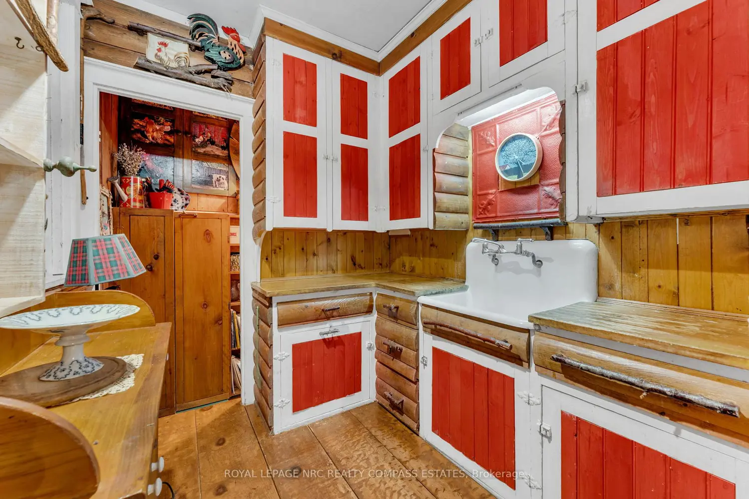 Additional image 6 of 4034 Victoria Avenue