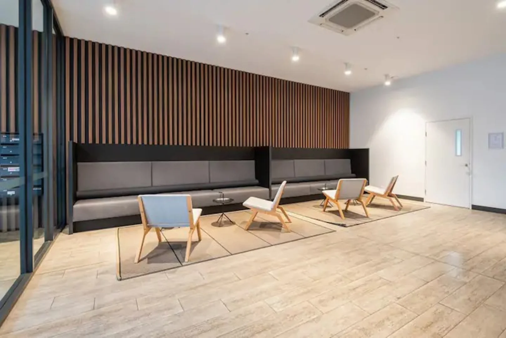 Additional image 19 of 104/427 Hampton Street, Hampton VIC 3188