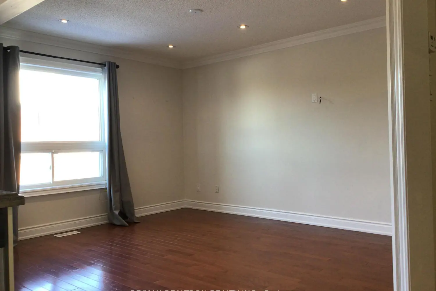 Additional image 13 of 910 Isaac Phillips Way