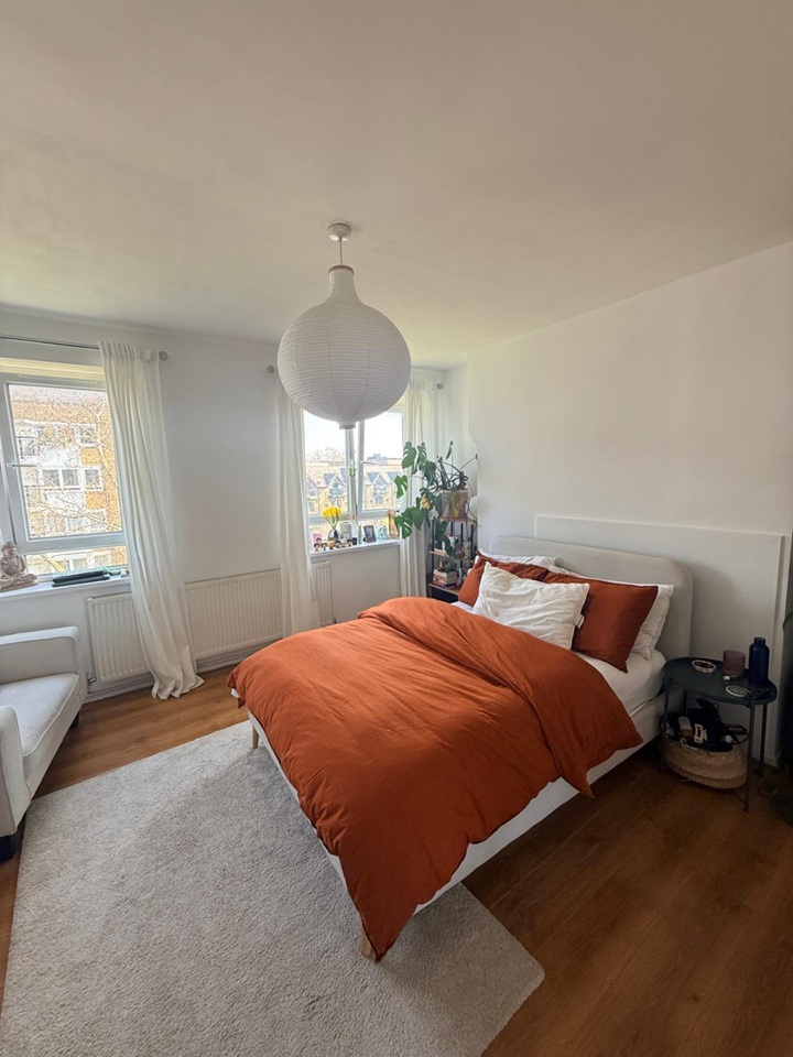 Additional image 3 of 2 Bed Flat, Stockwell Road, SW9, N1 7GU