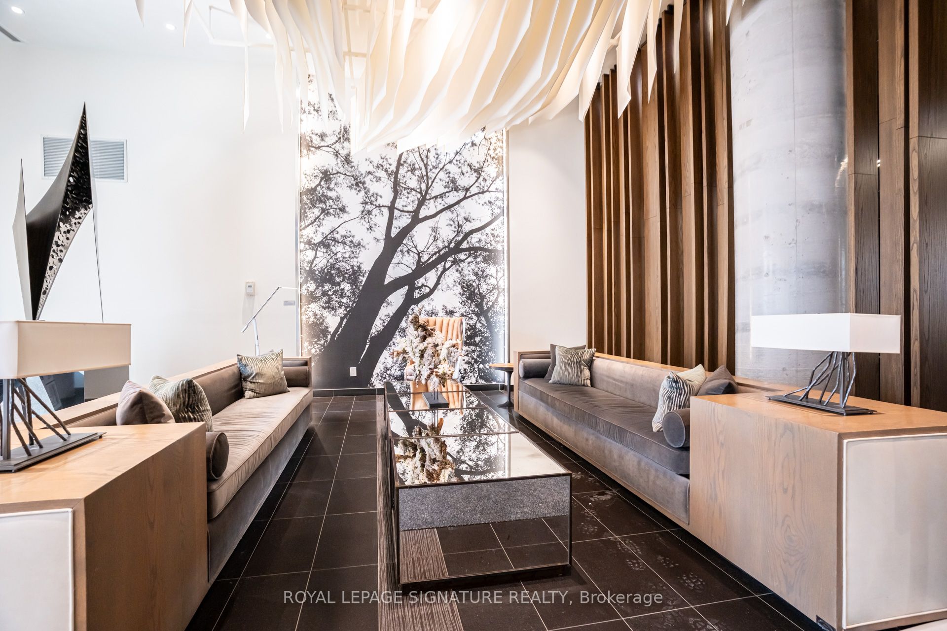 Additional image 5 of 836-1830 Bloor Street W, Toronto, ON, M6P 0A2